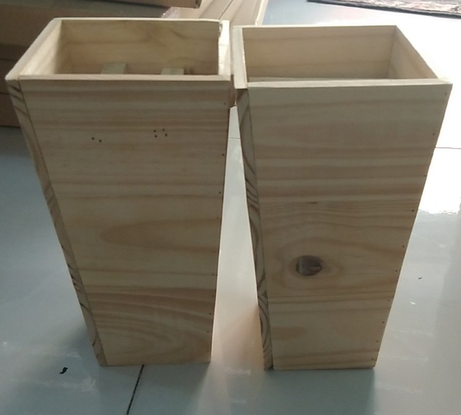 Hộp gỗ cắm hoa hình thang cao