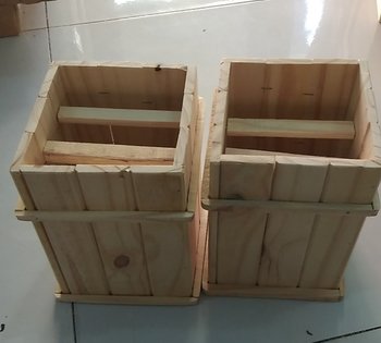 Hộp gỗ cắm hoa sọc nẹp chỉ