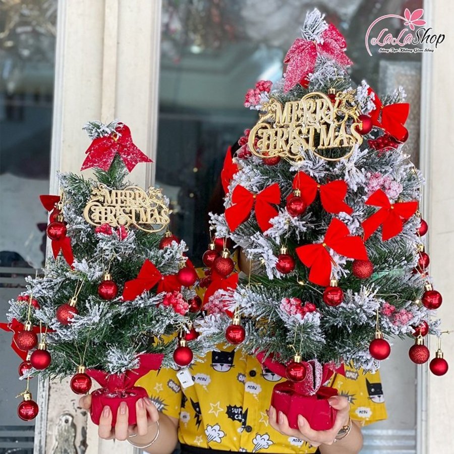 Cây thông noel mini phủ tuyết kèm phụ kiện màu đỏ