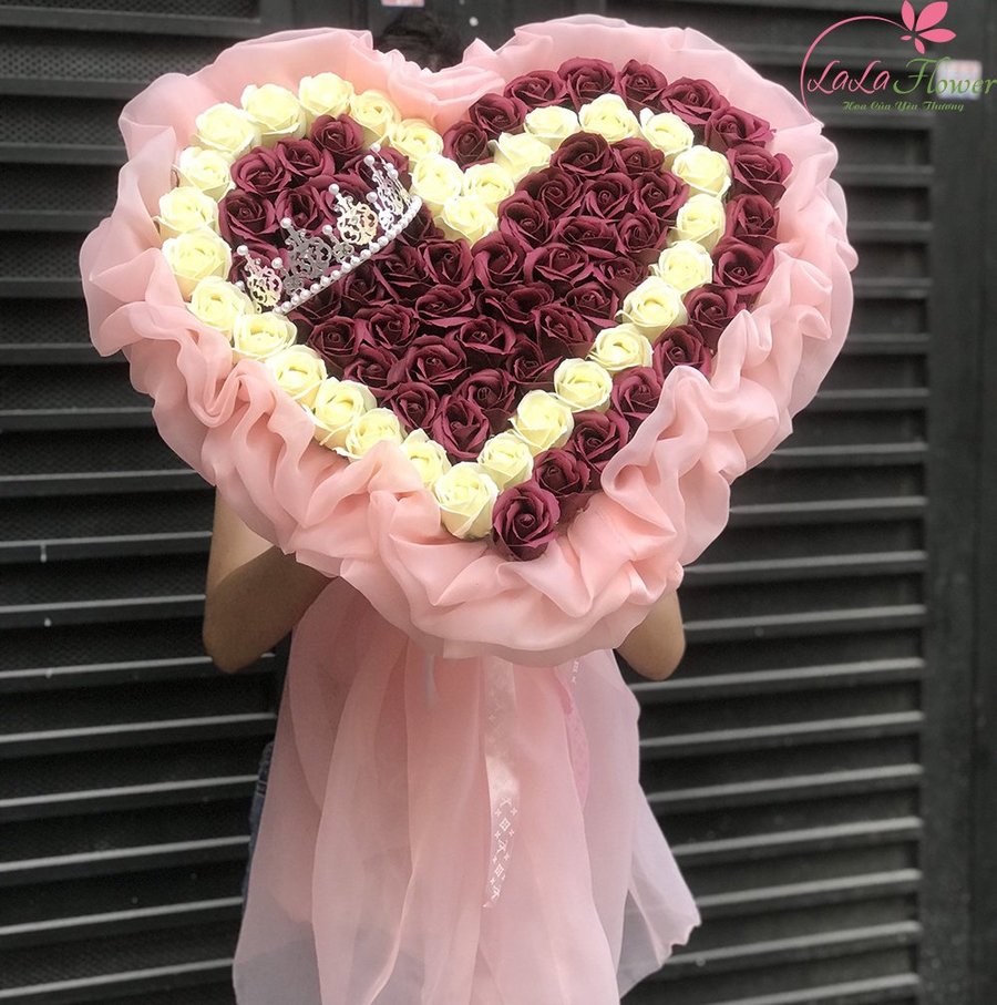 Bó 99 bông hoa hồng sáp thơm trái tim nhị sắc 2