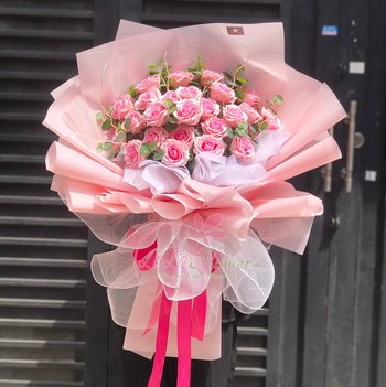 Bó 24 hoa hồng sáp thơm 7 lớp sắc màu yêu thương 4