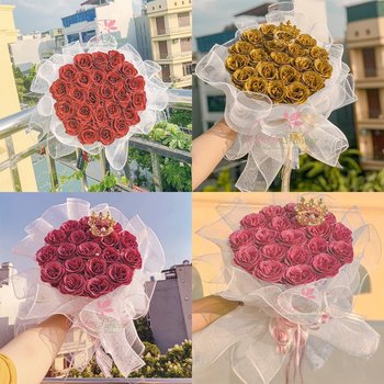 Bó hoa nhũ kim tuyến nữ hoàng