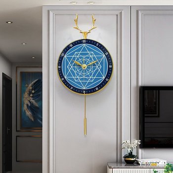 Đồng hồ treo tường đính đá sừng hươu