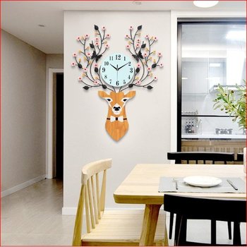 Đồng hồ treo tường đầu hươu hoa nở rộ