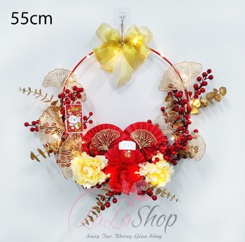 Vòng hoa trang trí tết mẫu đơn may mắn và mèo thần tài kèm đèn
