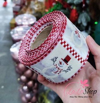 Cuộn ruy băng người tuyết trang trí noel