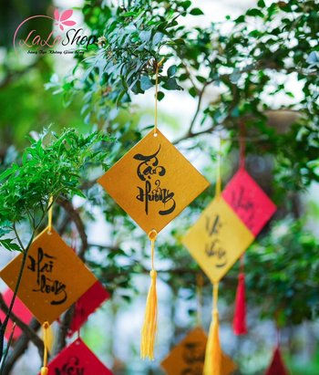 Liễn giấy hình vuông treo chữ thư pháp ông đồ viết tay trang trí tết ngẫu nhiên