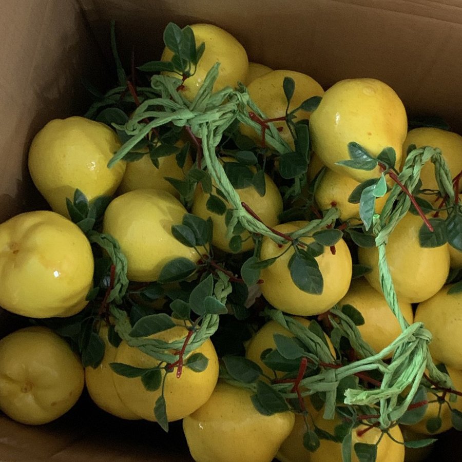 Dây quả lê giả trang trí