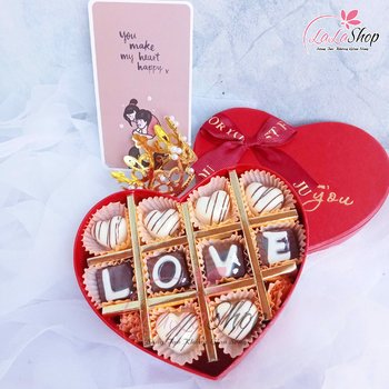 Hộp Socola 10 viên quà tặng Valentine ấm áp chữ love mẫu 5