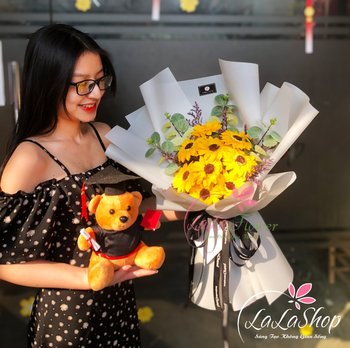 Combo bó hoa hướng dương kèm gấu tốt nghiệp