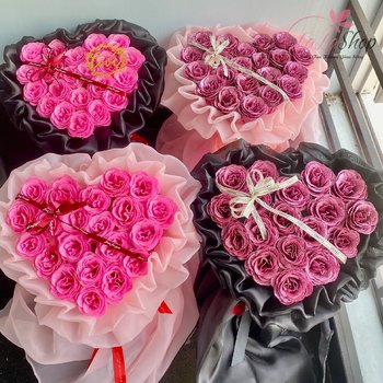 Bó 19 - 21 hoa kim tuyến trái tim cao cấp