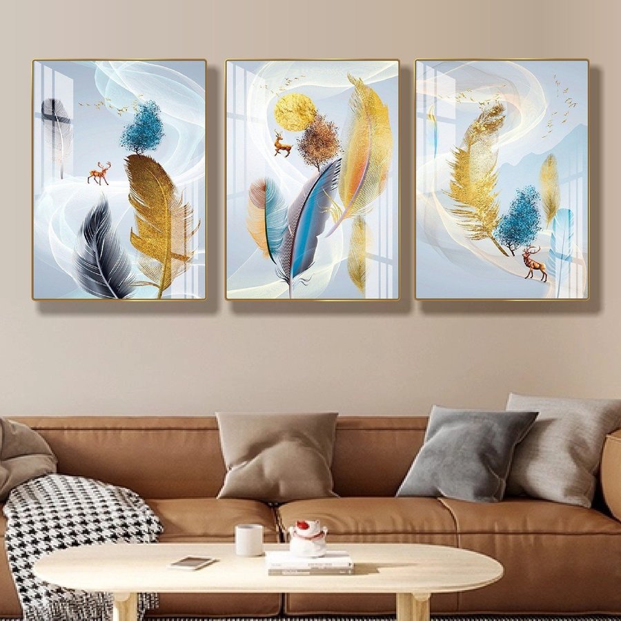 Tranh Treo Tường 3 Tấm Lông Vũ Và Hươu Vàng Nghệ Thuật