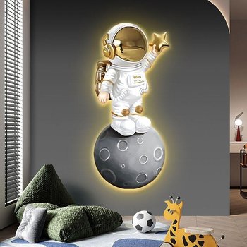 Tranh Đèn Led Tráng Gương Pha Lê Uv Phi Hành Gia Mẫu 05