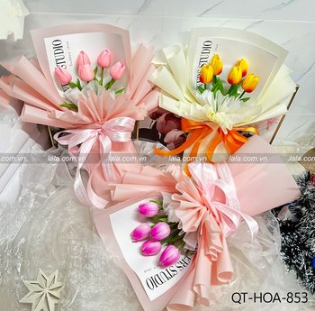 Bó 5 bông hoa tulip nhiều màu