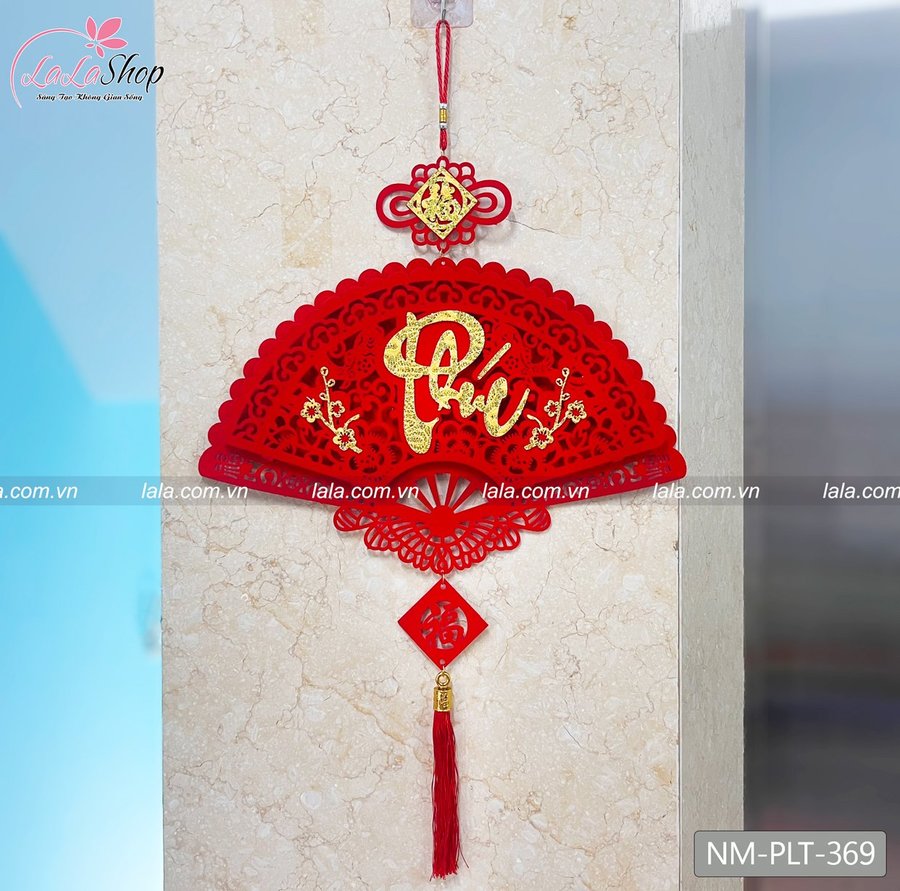 Liễn quạt nhung đỏ chữ Phúc vàng treo cửa trang trí tết 369