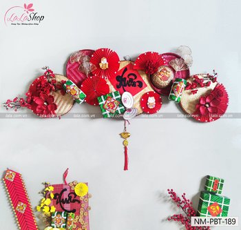 Mẹt tre lớn trang trí tiểu cảnh tết chữ xuân sắc đỏ bánh chưng xanh mẫu 189