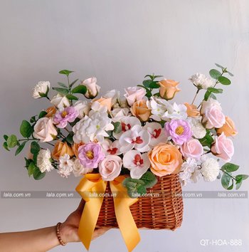 Lẵng hoa sáp thơm để bàn sắc hồng nồng nàng quà tặng kỷ niệm đẹp