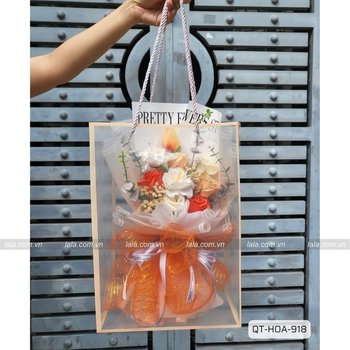 Túi quà tặng bó hoa sáp thơm mix sắc cam chủ đạo mẫu 918