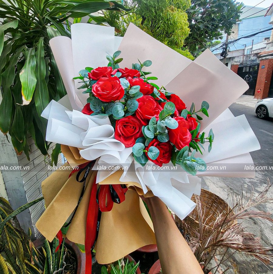 Bó hoa sáp thơm 13 bông 7 lớp mẫu 961