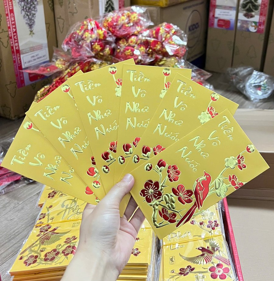 Combo 6 Bao Lì Xì In Nổi 3D Màu Vàng Hoa Mai Và Chim Én Mừng Xuân Tiền Vô Như Nước