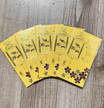 Combo 6 Bao Lì Xì In Nổi 3D Màu Vàng Hoa Sen Và Cá Chép Cung Chúc Tân Xuân