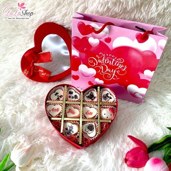 Hộp Socola 10 viên hình mèo chữ anh yêu em quà tặng Valentine ấm áp