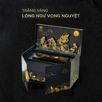 Bánh Trung Thu Kinh Đô Trăng Vàng Black Gold Thượng Hạng Hộp 2 Bánh (G2)