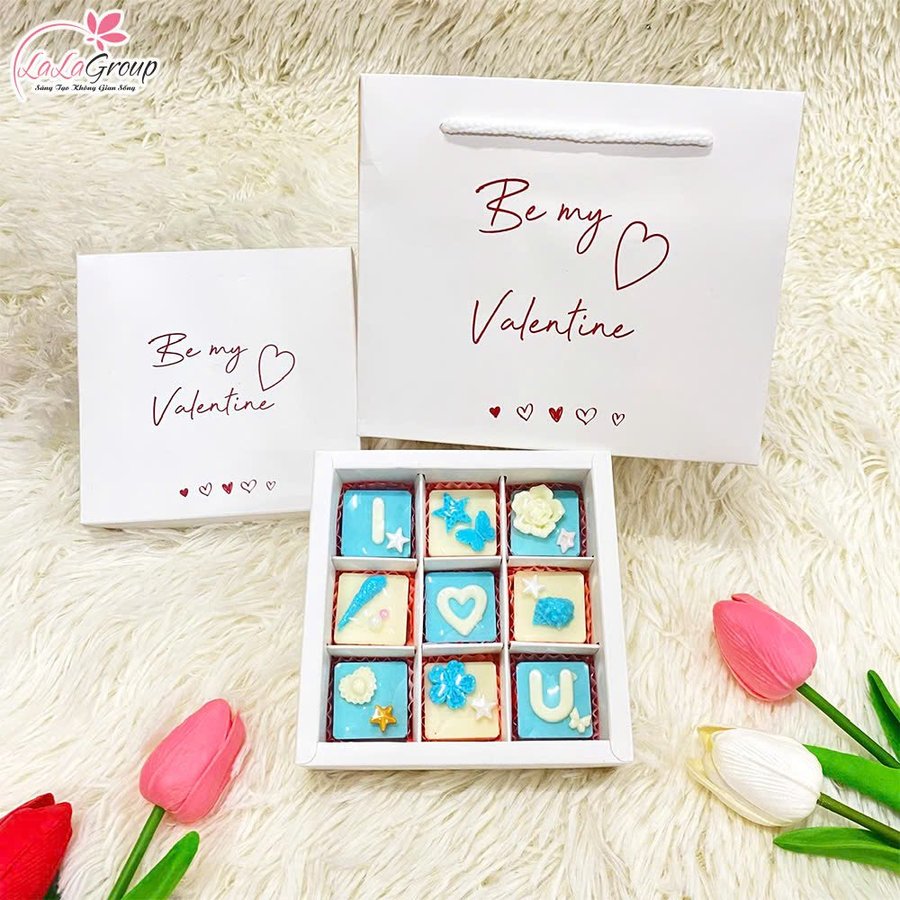 Hộp Socola 3D tình yêu hình vuông 9 viên xanh