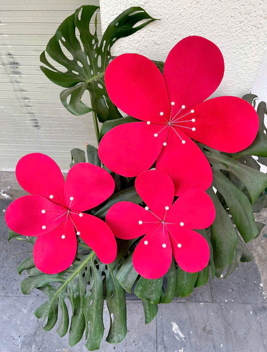 Hoa đào mút xốp màu đỏ nhụy ngọc trai trang trí tết