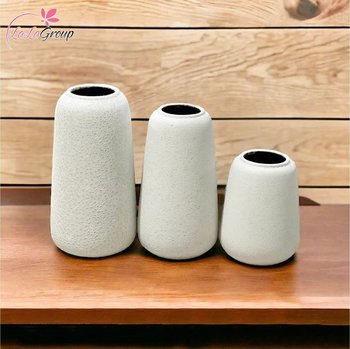 Bình Hoa Gốm Trắng Thanh Lịch