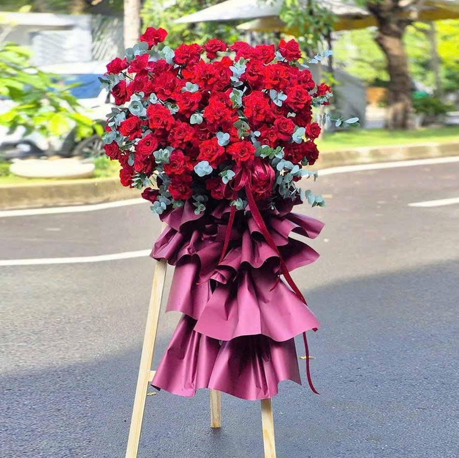 Kệ Hoa Chúc Mừng Khai Trương Tone Đỏ Rực Rỡ Quà Tặng May Mắn Thịnh Vượng