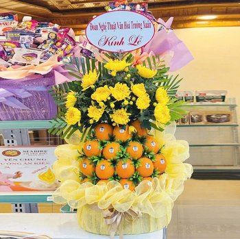 Giỏ Trái Cây Mâm Lễ Kết Hợp Hoa Sang Trọng Ý Nghĩa
