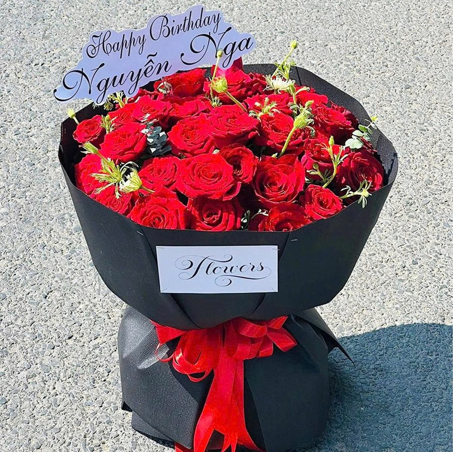 Bó Hoa Hồng Đỏ Xinh Xắn Món Quà Gửi Trọn Lời Yêu