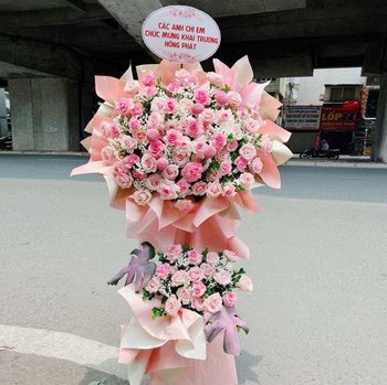 Kệ Hoa Mừng Khai Trương 2 Tầng Tone Hồng Nhẹ Nhàng Tinh Tế