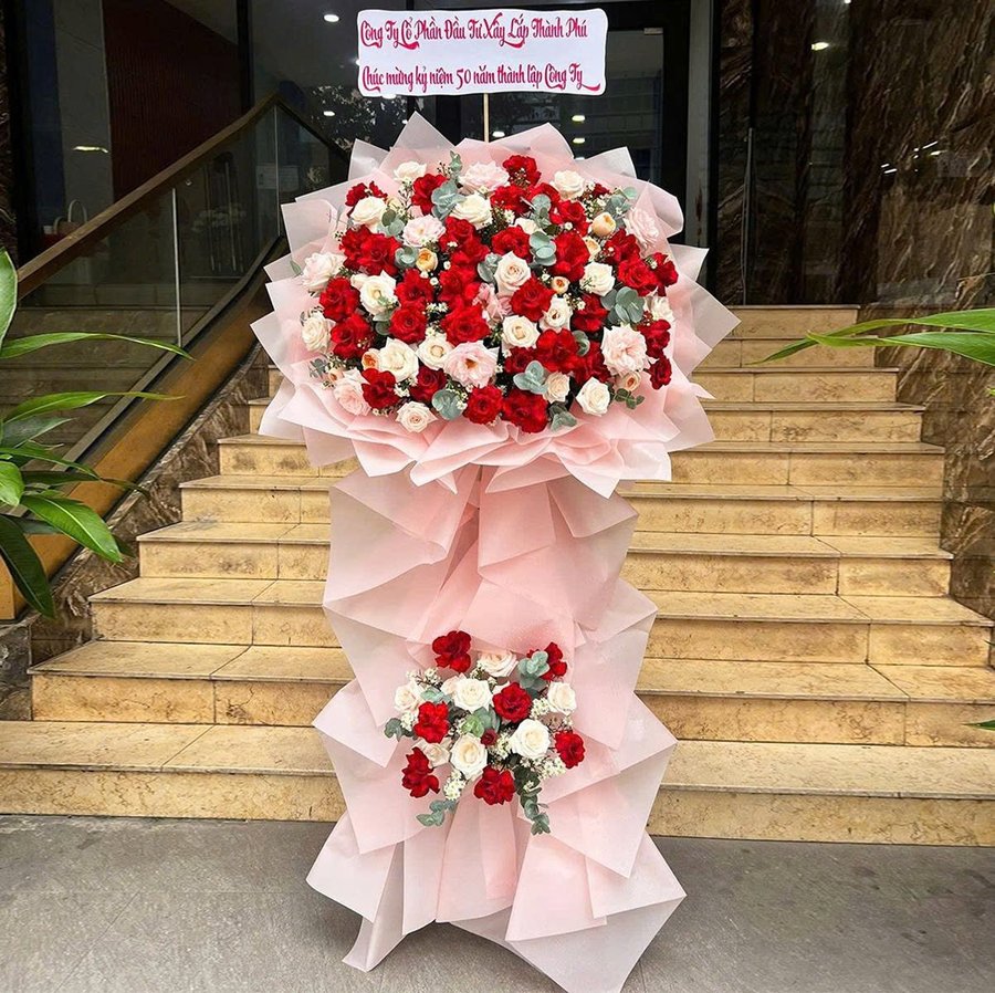 Kệ Hoa Mừng Khai Trương 2 Tầng Tone Đỏ Rực Rỡ