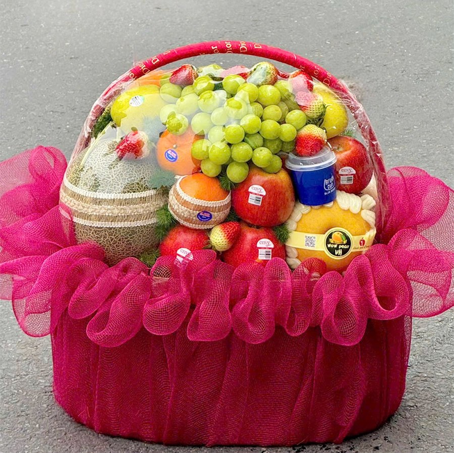 Giỏ Trái Cây Nhập Khẩu Mix Lưới Đỏ Quà Tặng Ý Nghĩa