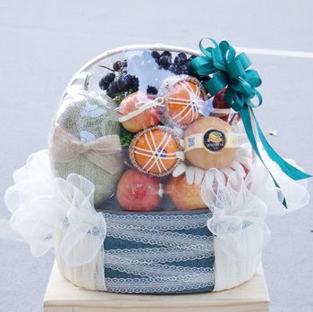 Giỏ Trái Cây Nhập Khẩu Tone Xanh Ngọc Mix Lưới Trắng Thanh Lịch