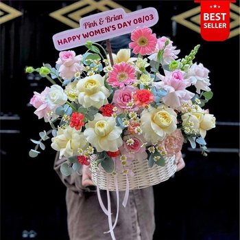 Giỏ Hoa Mây Hồng Ngọt Ngào Rực Rỡ Sắc Màu