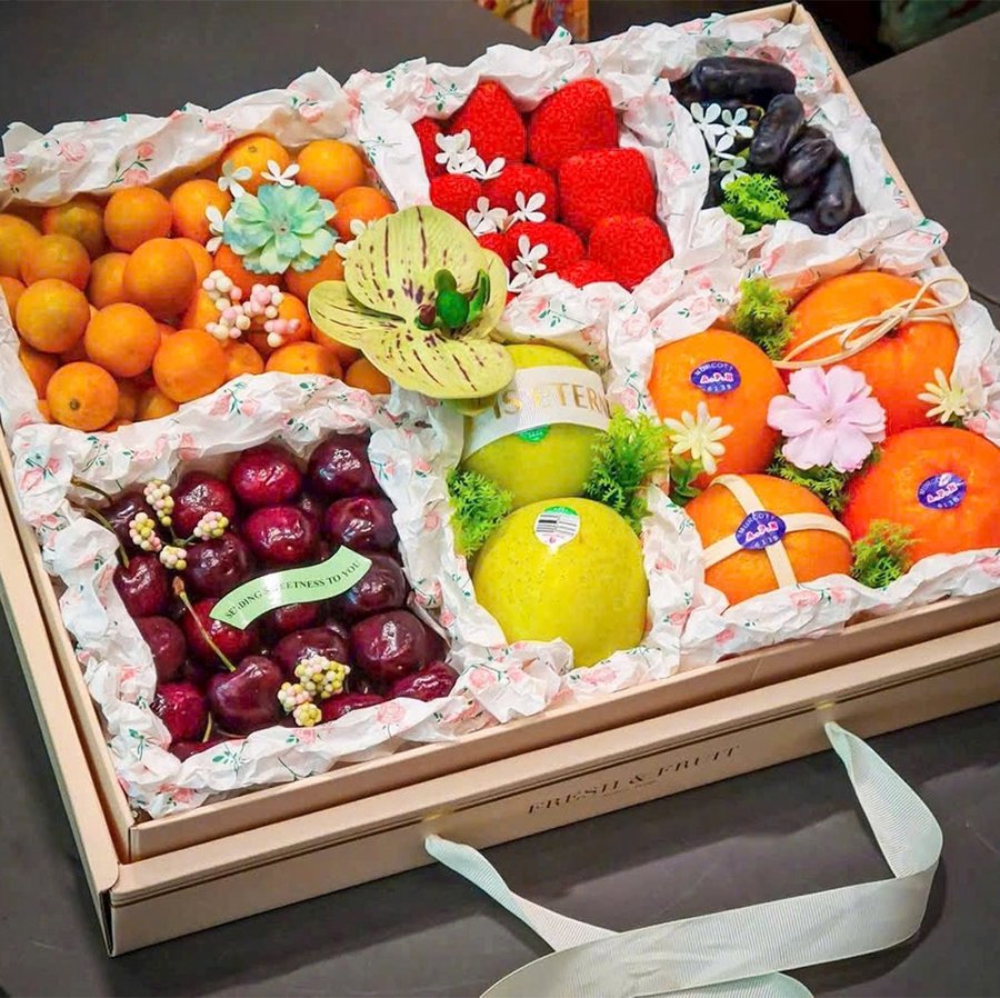 Hộp Trái Cây Tươi Các Loại Nhập Khẩu Tặng Cho Các Nàng