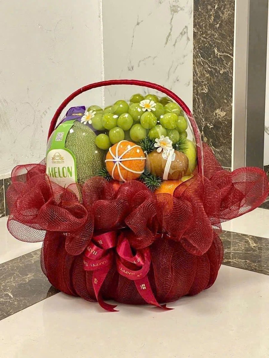 Giỏ Trái Cây Tone Đỏ Thành Công Rực Rỡ