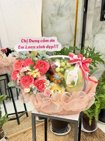Giỏ Trái Cây Mix Hoa Mẫu Đơn Tone Hồng Cam Phú Quý Cát Tường